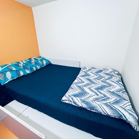 Ferienwohnung Moon Backpackers Burjman Exit 2, Family Partitions, Loft Partitions, Dubai Exterior foto