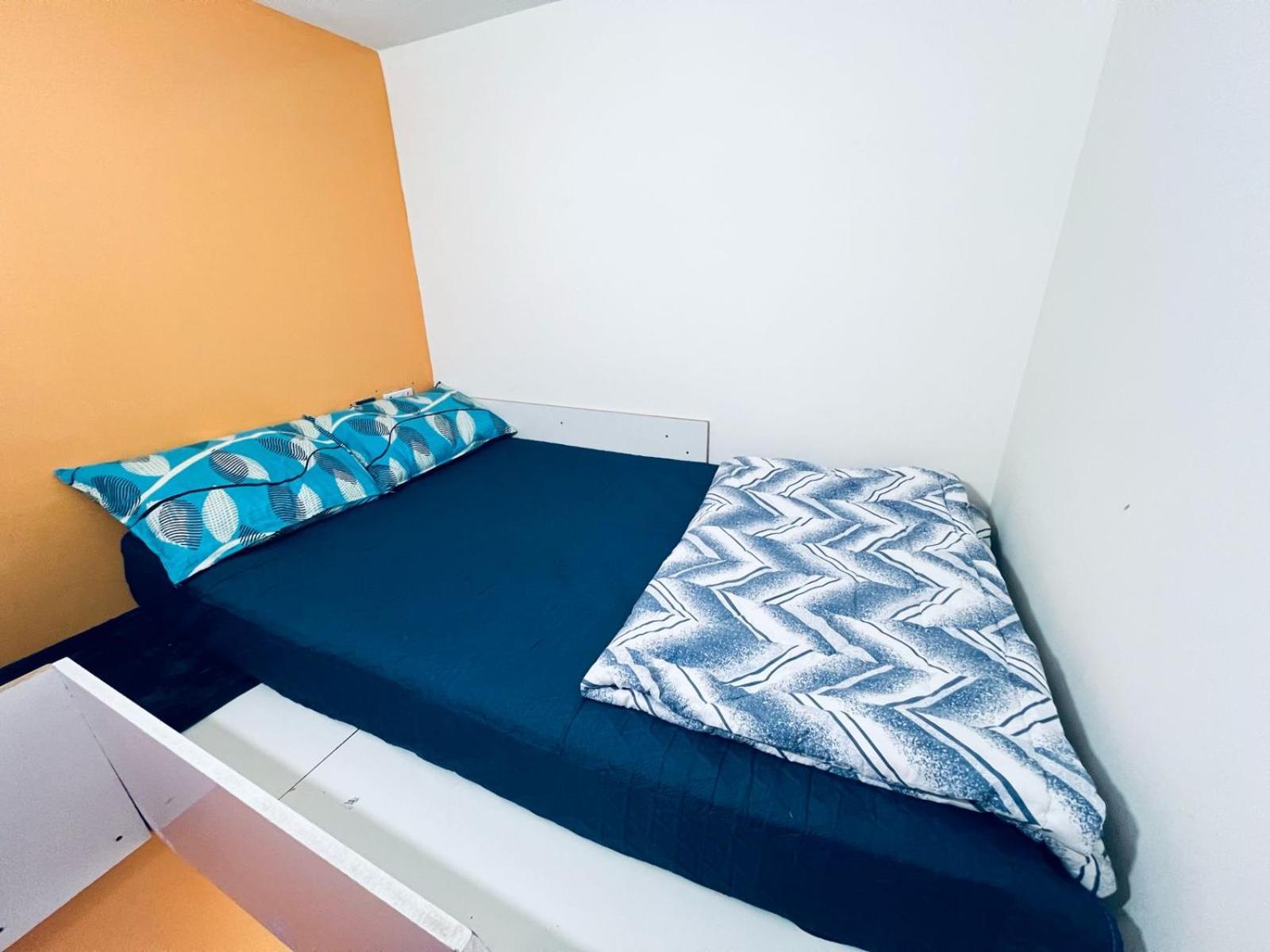 Ferienwohnung Moon Backpackers Burjman Exit 2, Family Partitions, Loft Partitions, Dubai Exterior foto